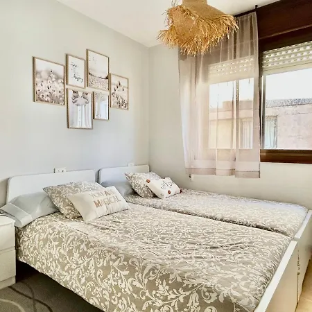 Centrico Piso Parking Privado En La Playa * サンシェンショ