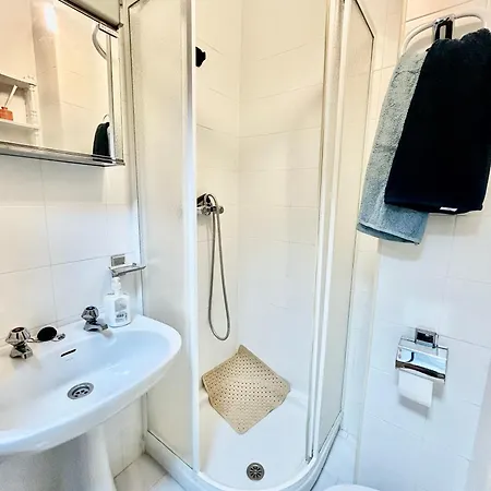 Centrico Piso Parking Privado En La Playa サンシェンショ